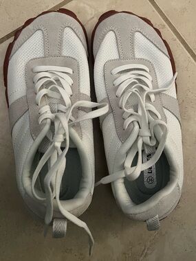 UBFEN Sneakers Barefoot Shoes Unisex size 36/Women's Shoe Size 5.5–6 White Grey